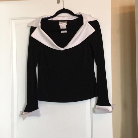 Designer Top - Picture 3 of 3